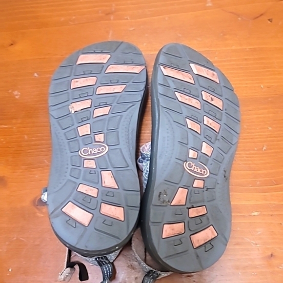 CHACO Z/CLOUD X YOUTH SZ 2 HIKING GRAY/PINK WATERPROOF SANDAL - Picture 7 of 11